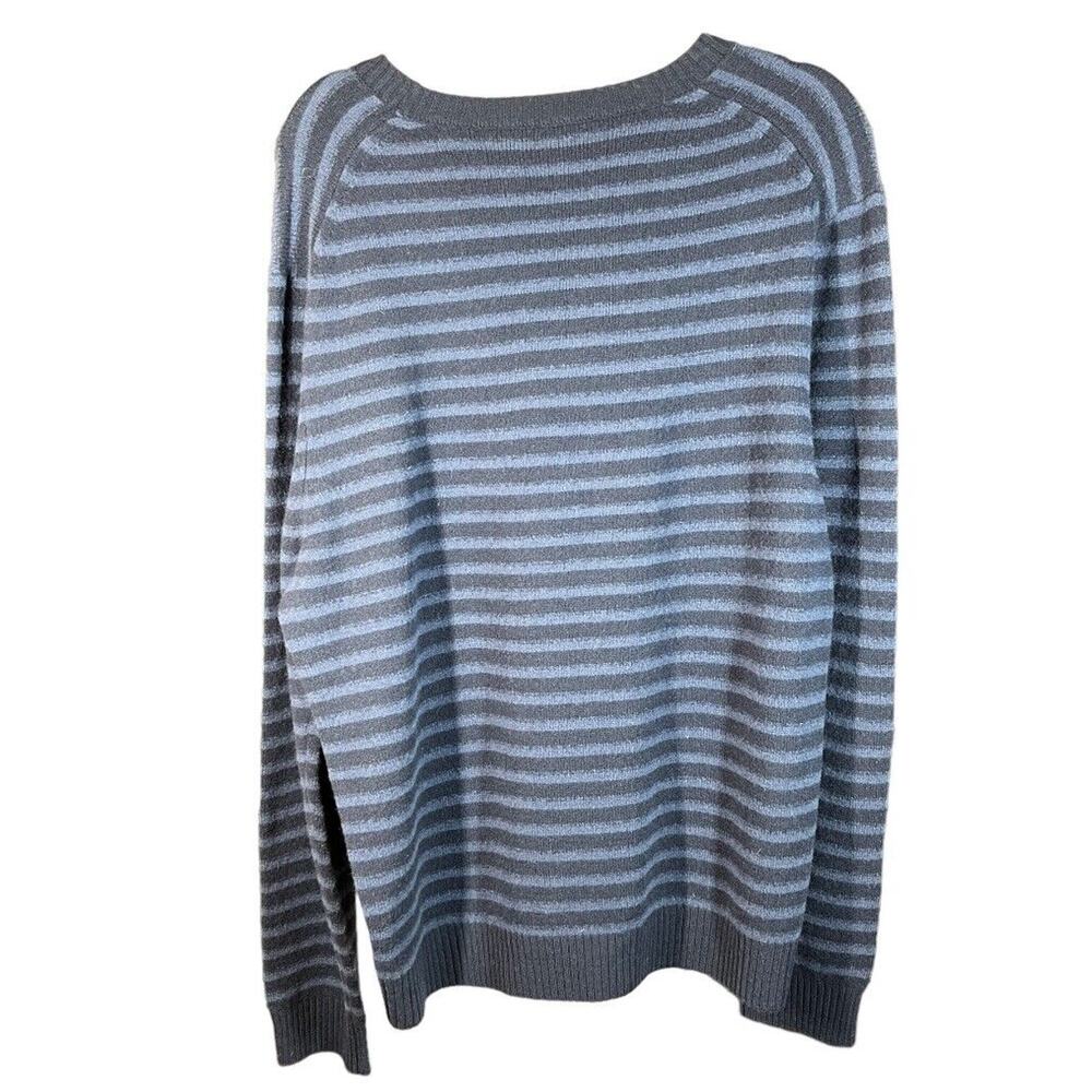 Vince 100% Wool Sweater Mens XL Blue‎ Stripe Crew Neck Cozy Soft Ribbed Cuffs - Picture 2 of 9